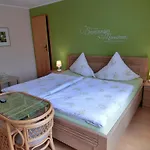 Alojamento de Acomodação e Pequeno-almoço Ferienweingut Hirschen Schulstrasse Burg (Bernkastel-Wittlich)