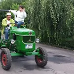 Ferienweingut Hirschen Schulstraße Frühstückspension