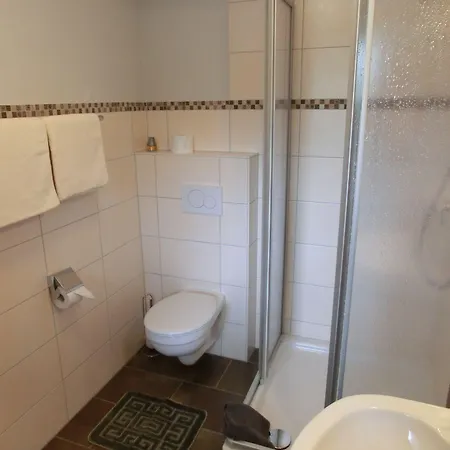 Bed & Breakfast Ferienweingut Hirschen Schulstrasse