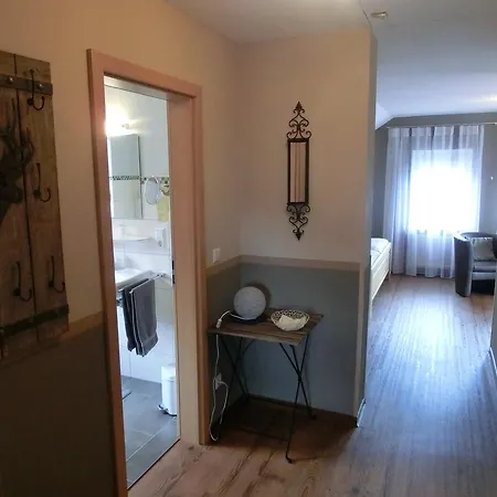 Bed & Breakfast Ferienweingut Hirschen Schulstrasse