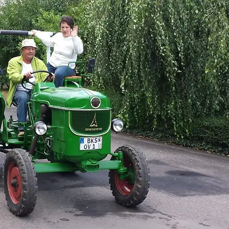 Ferienweingut Hirschen Schulstraße Frühstückspension