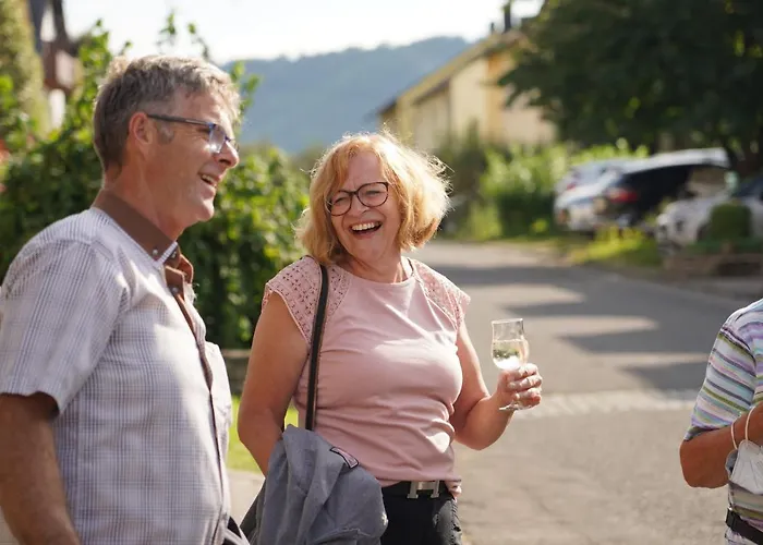 Ferienweingut Hirschen Schulstrasse 4* Burg (Bernkastel-Wittlich)