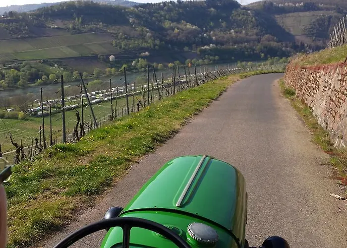 Ferienweingut Hirschen Schulstrasse 4* Burg (Bernkastel-Wittlich)