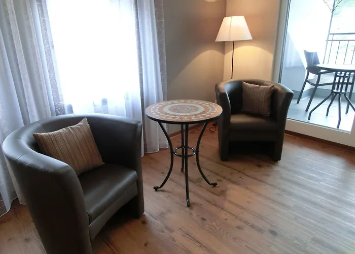 B&B Ferienweingut Hirschen Schulstrasse