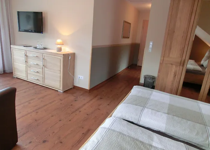 B&B Ferienweingut Hirschen Schulstrasse Burg (Bernkastel-Wittlich)