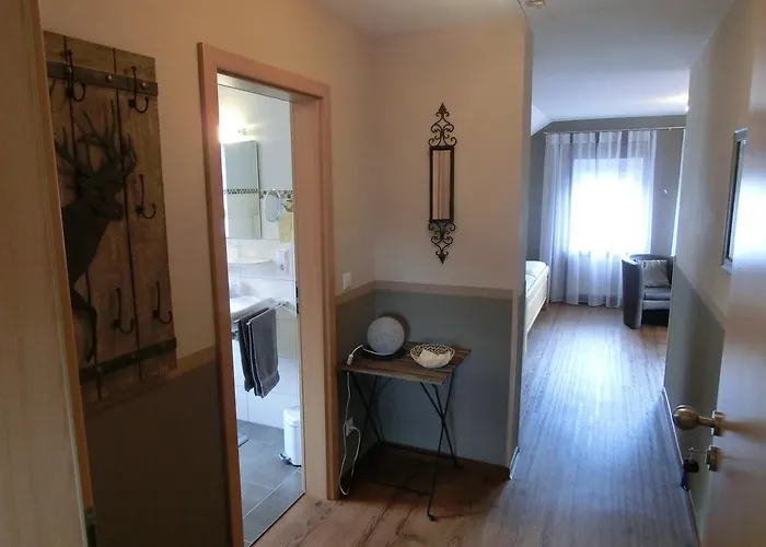 B&B Ferienweingut Hirschen Schulstrasse